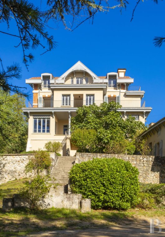 Dans la Drôme, au nord de Valence, un ancien relais de chasse de 1860 devenu annexe indépendante d’un hôtel renommé - photo  n°37